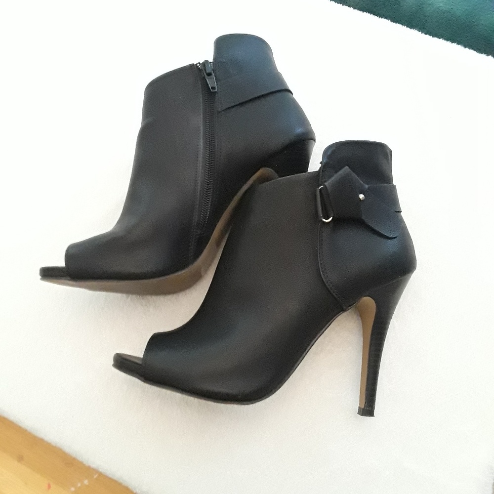 Apt 9 heels
